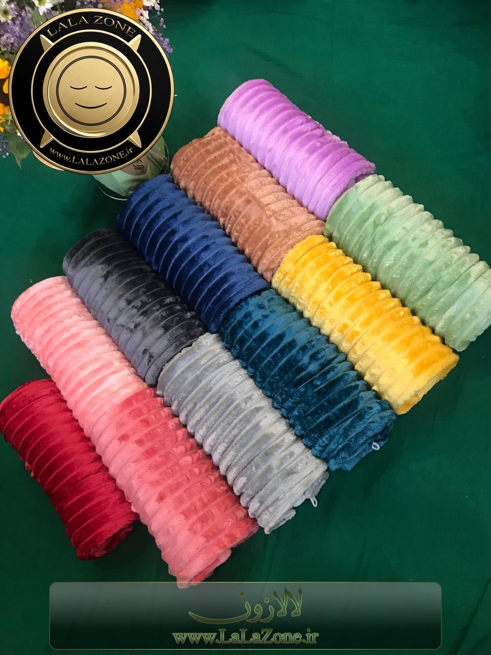 روبالشتی مخمل پلیسه